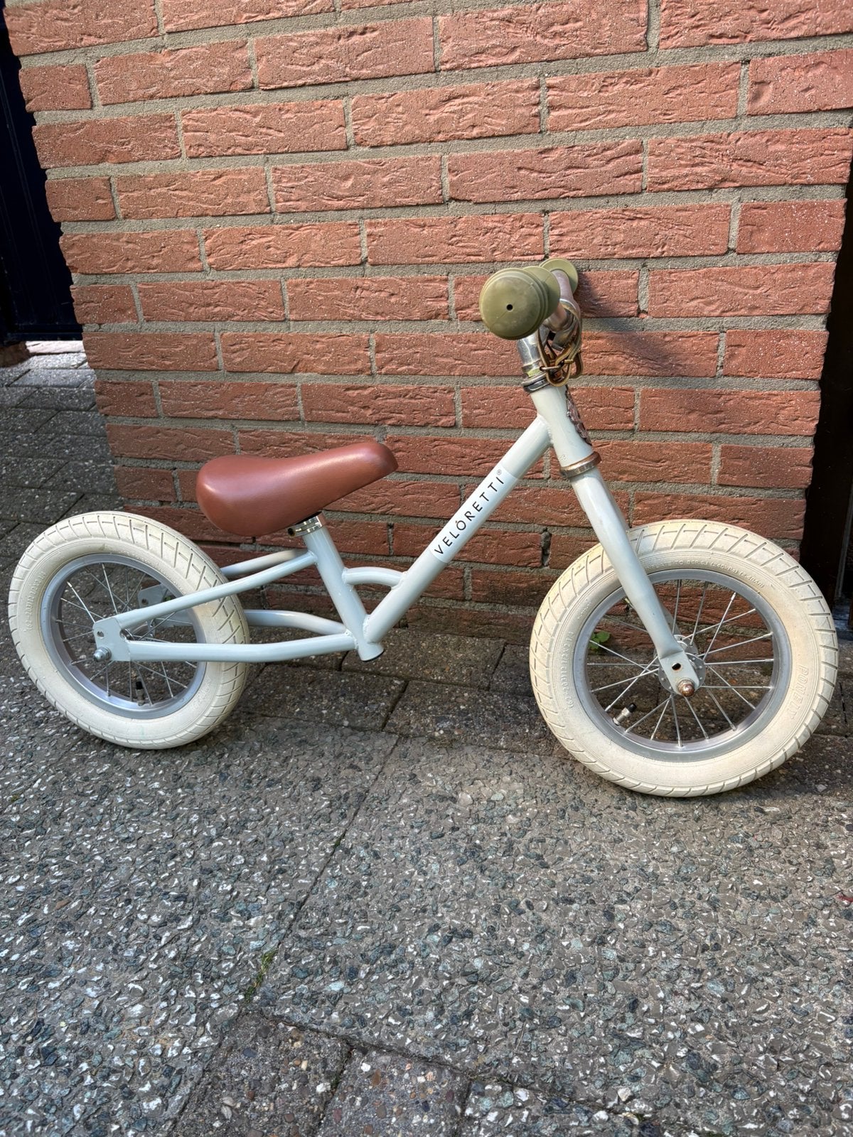 Veloretti loopfiets 12 inch, kleur Pebble Grey, Ophalen, Gebruikt, Minder dan 16 inch