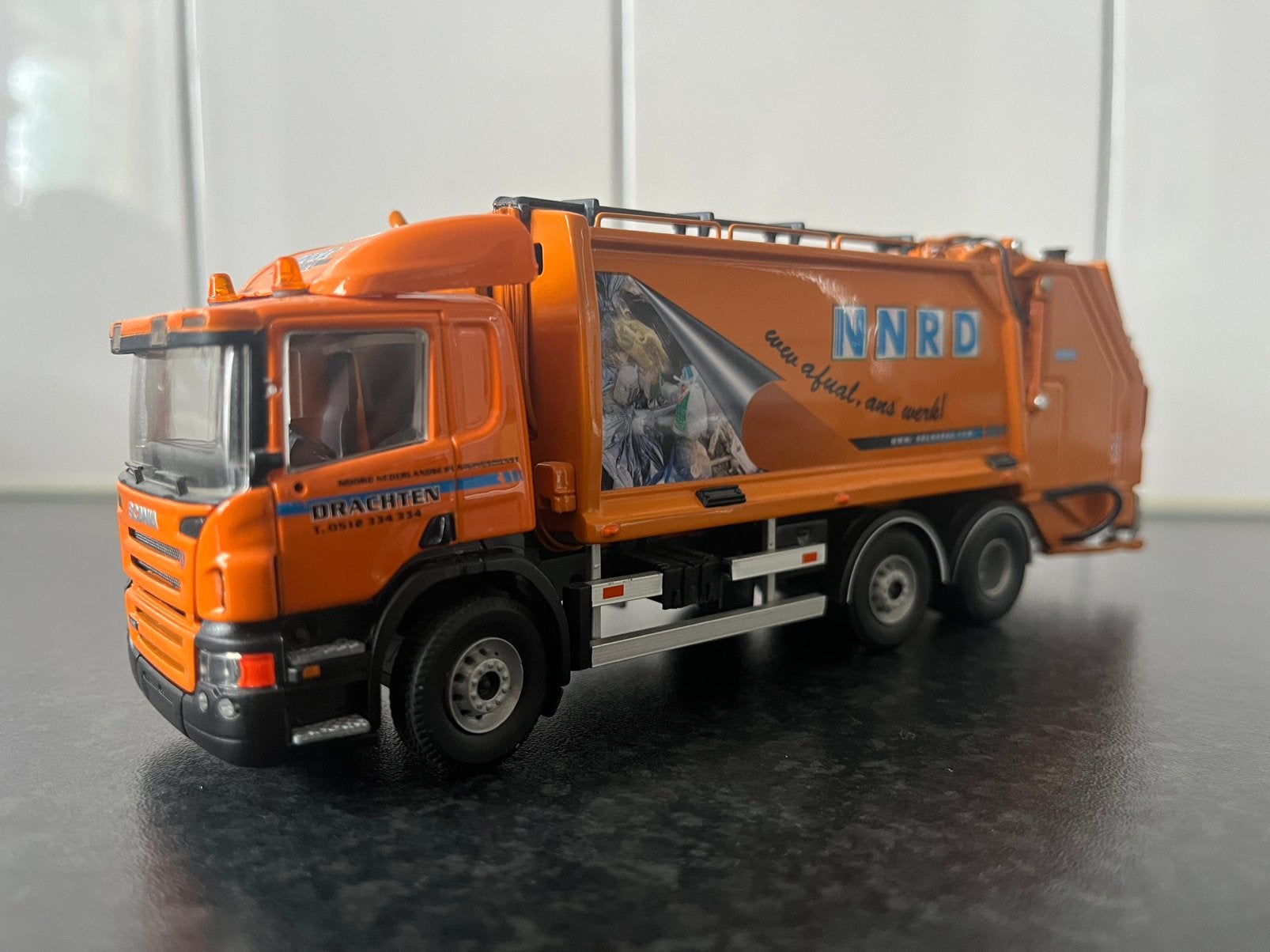 Tekno scania nnrd vuilniswagen, Hobby en Vrije tijd, Modelauto's | 1:50, Ophalen of Verzenden, Zo goed als nieuw, Bus of Vrachtwagen