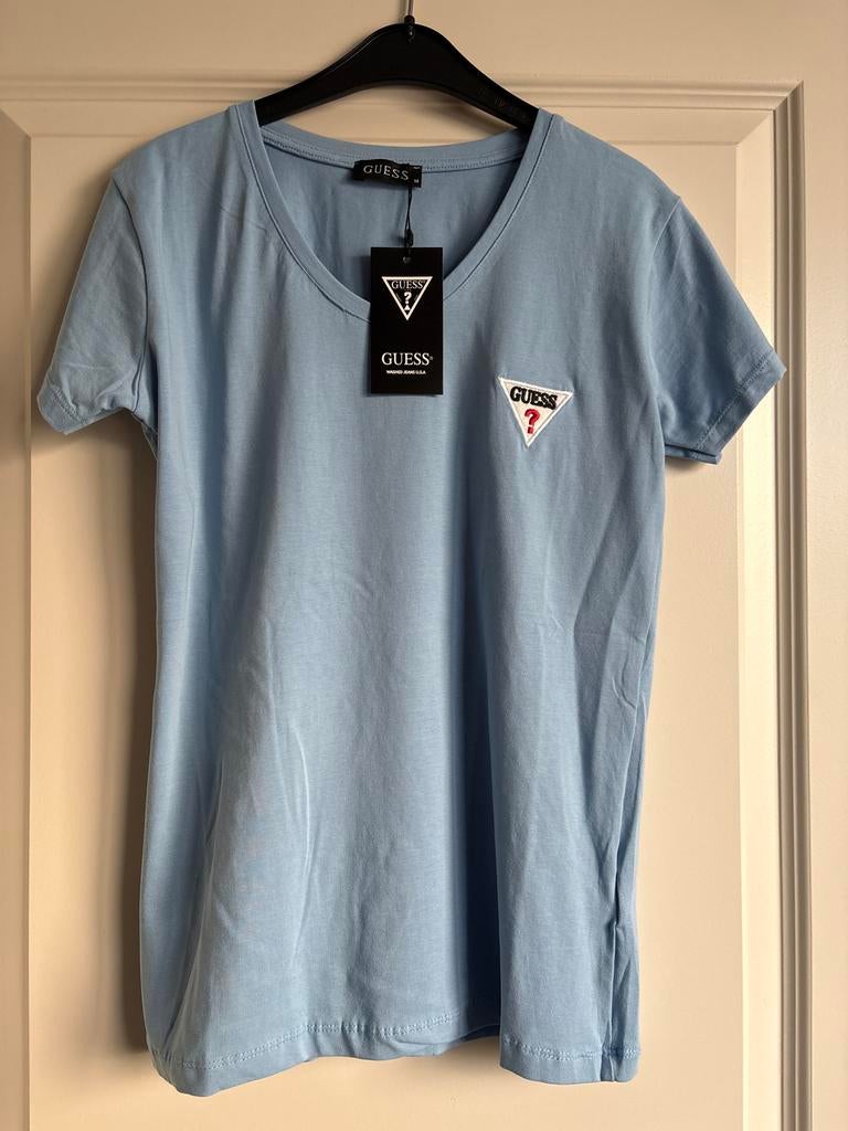 Guess T-shirt lichtblauw, Maat 38/40 (M), Blauw, Nieuw, Ophalen of Verzenden
