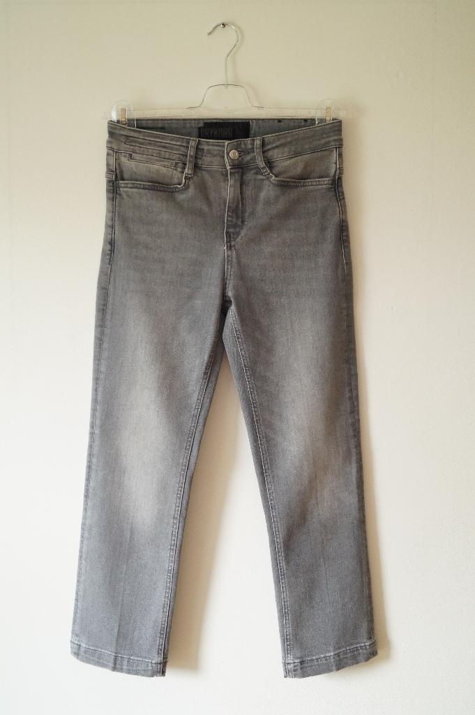 DRYKORN Jeans Maat 27, Verzenden, Zo goed als nieuw, Grijs, W27 (confectie 34) of kleiner