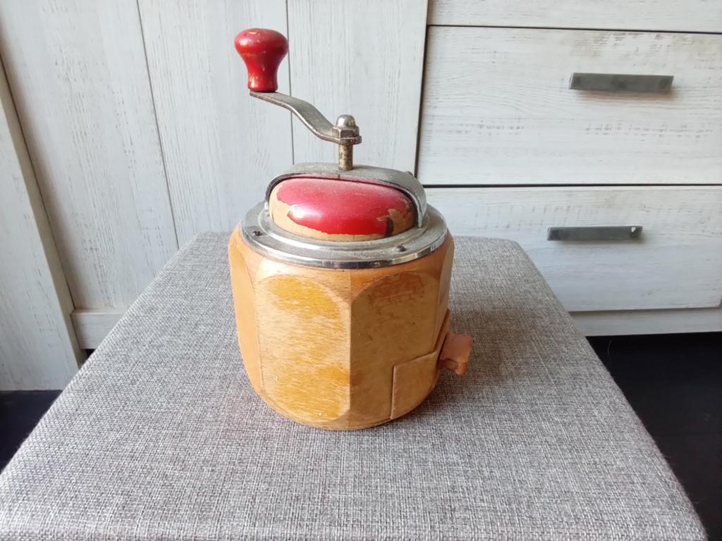 Vintage PeDe koffiemolen - Houten handmolen, Ophalen of Verzenden