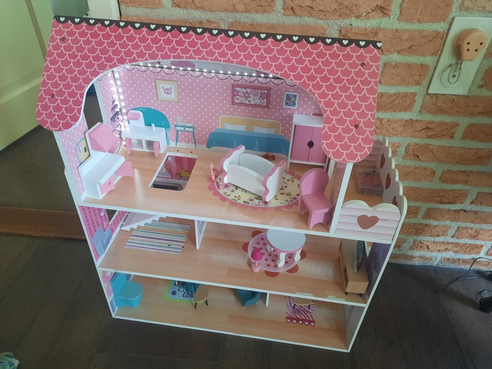 Mooi groot Poppenhuis incl meubels, Kinderen en Baby's, Speelgoed | Poppenhuizen, Ophalen, Poppenhuis