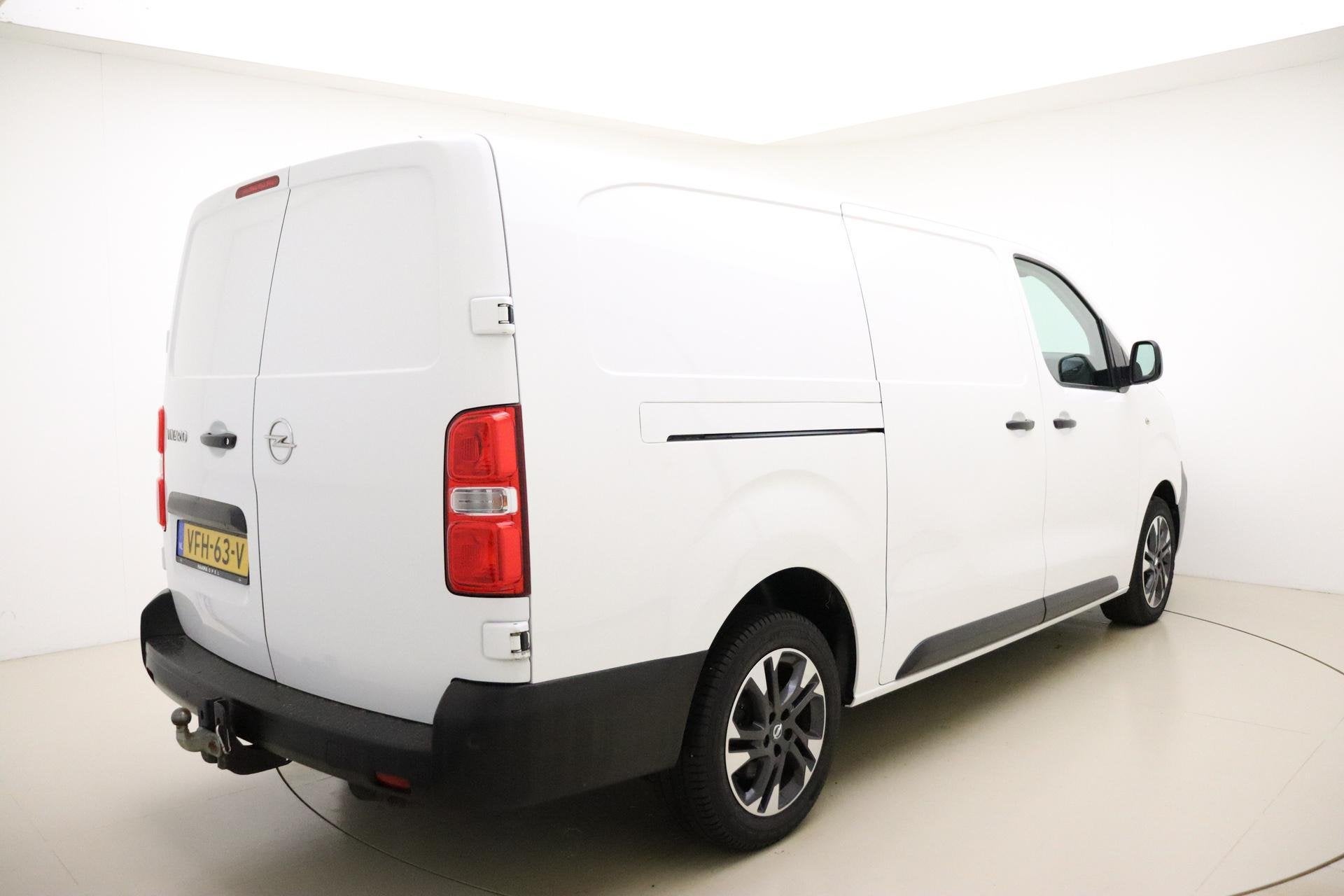 Opel Vivaro 2.0 CDTI L3H1 Edition 122 PK Automaat | Navigati, Auto's, Bestelauto's, Euro 6, 4 cilinders, Leder en Stof, Origineel Nederlands