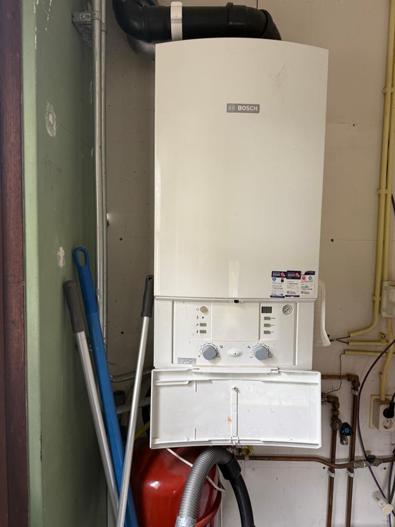 Bosch HRC 35 CV-ketel - Goed werkend, zelf demonteren, Doe-het-zelf en Verbouw, Verwarming en Radiatoren, Gebruikt, Cv-ketel of Combi-ketel