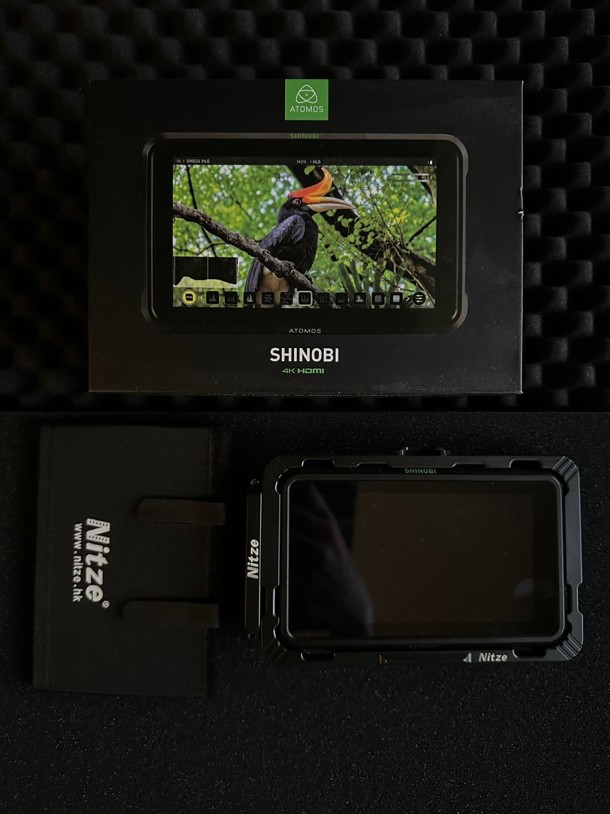 Atomos Shinobi + Cage & Sunhood, Ophalen of Verzenden, Zo goed als nieuw, Video