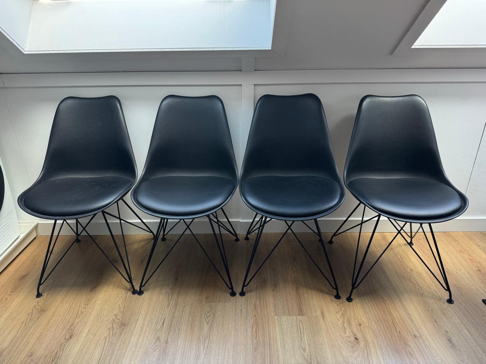 Set van 4 zwarte design stoelen, Huis en Inrichting, Stoelen, Ophalen, Kunststof, Zwart, Zo goed als nieuw