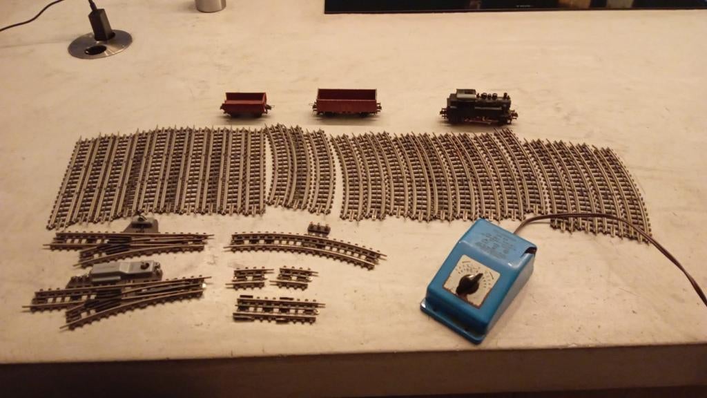Trix Express modeltrein set met loc, wagons en rails, Treinset, Gelijkstroom, Trix, Ophalen of Verzenden