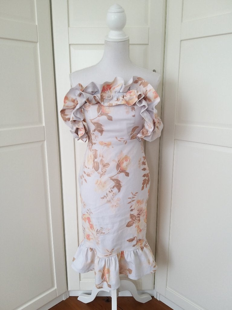 Lipsy witte strapless Bardot floral jurk 38 M (of ruime S), Maat 38/40 (M), Lipsy, Wit, Ophalen of Verzenden