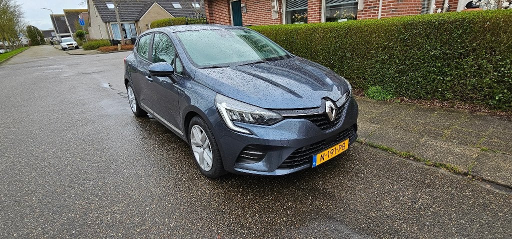 Renault Clio 100pk Bi-fuel 2021 Grijs LPGg3 trekhaak, Voorwielaandrijving, Stof, 49 €/maand, Handgeschakeld