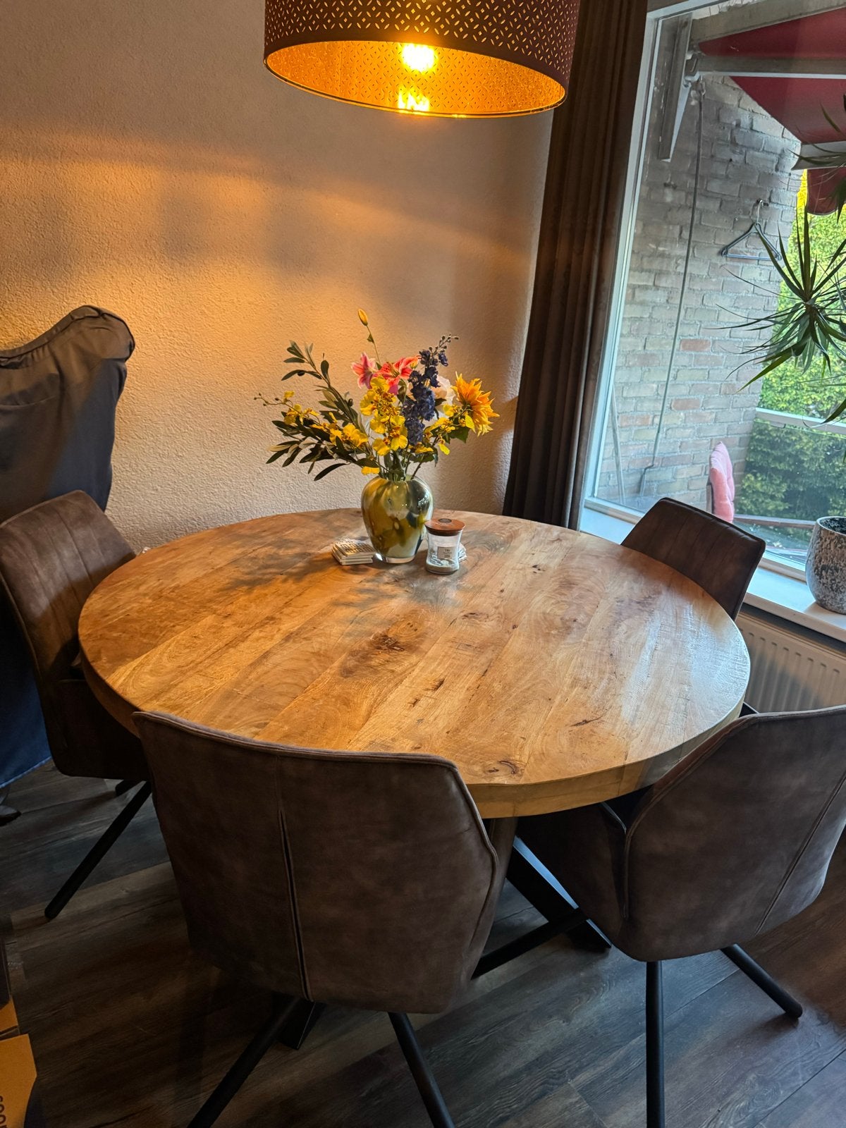 Ronde eettafel mangohout 150 cm - plek voor 6 stoelen, Ophalen, Gebruikt, 150 tot 200 cm, Rond