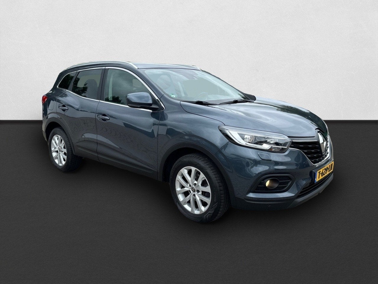 Renault Kadjar 1.3 TCe Zen STOEL VERW / CLIMATE / PDC / CRUI, Auto's, Voorwielaandrijving, Kadjar, Gebruikt, Euro 6