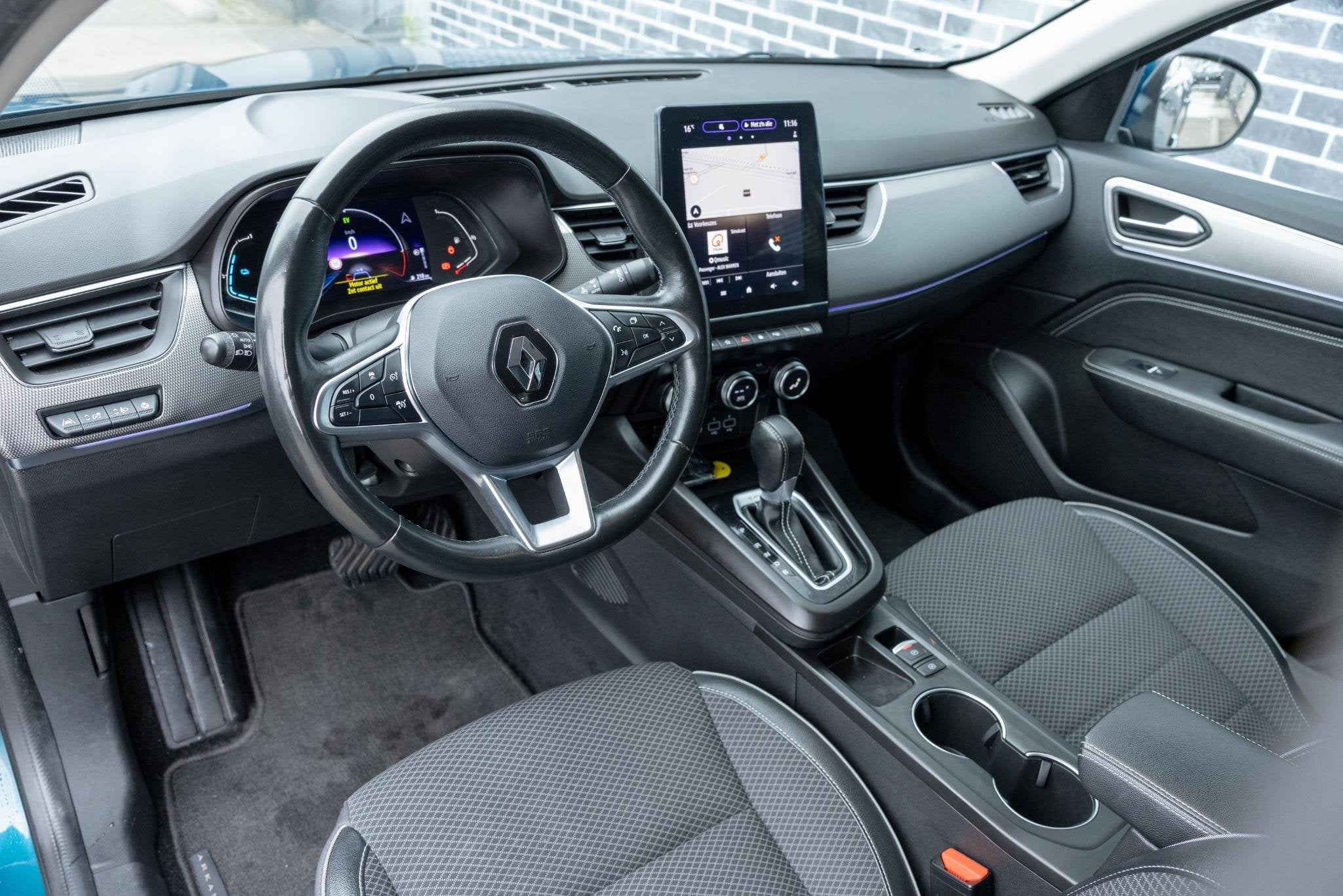 Renault Arkana 1.6 E-Tech Hybrid 145 Intens | Trekhaak | Ach, Auto's, Gebruikt, Blauw, Leder en Stof, Origineel Nederlands