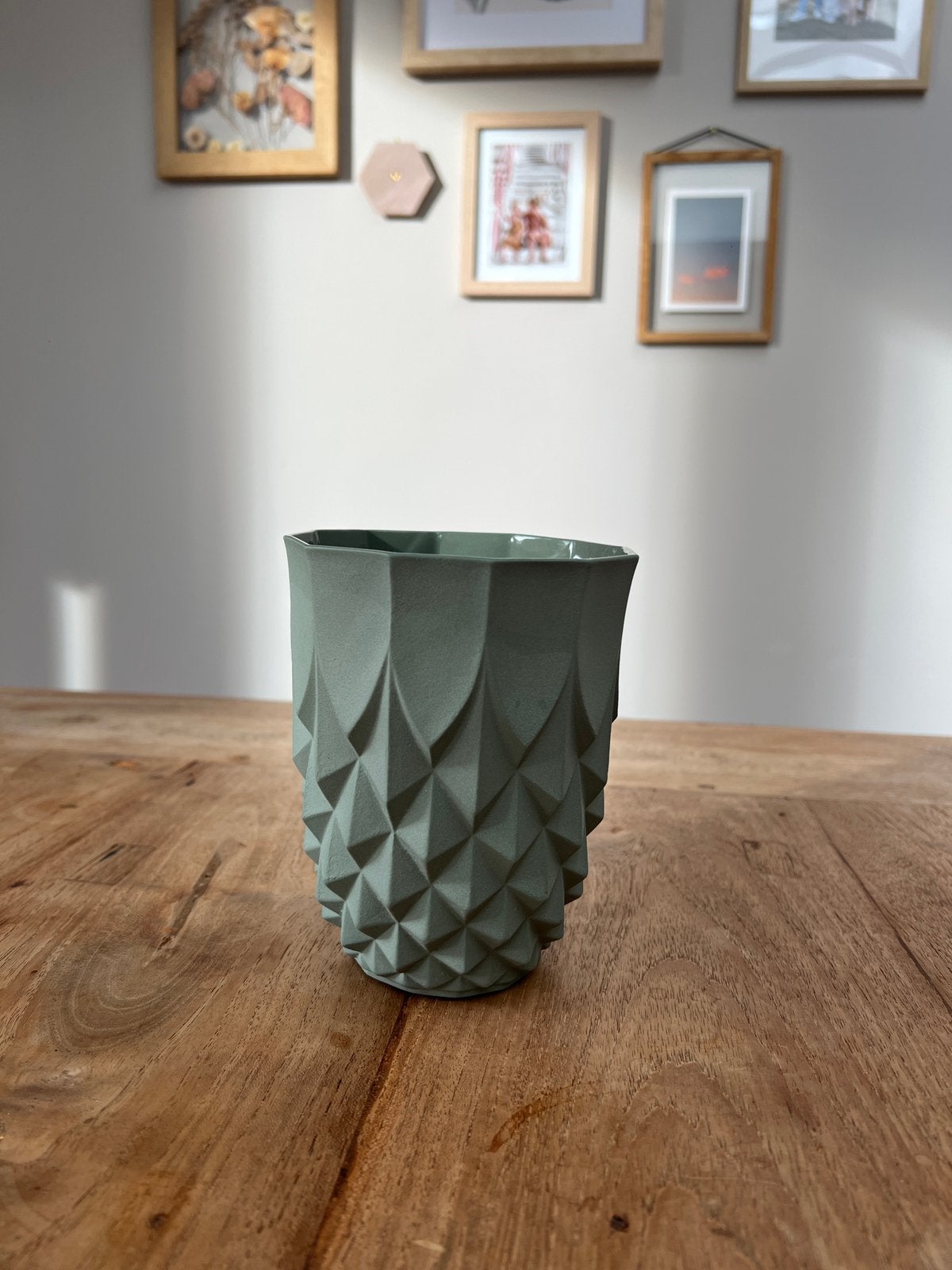 Pineapple vaas van Lenneke Wispelwey, Handgemaakt, 14 cm, Ophalen of Verzenden, Zo goed als nieuw