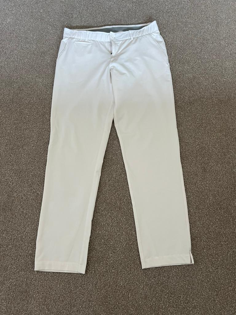 Under Armour - Dames golfbroek, Kleding | Dames, Maat 38/40 (M), Wit, Ophalen of Verzenden, Zo goed als nieuw