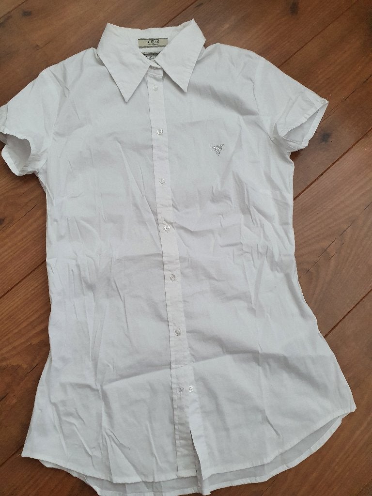 Blouse: Nog nieuw, Guess blouse maat xs kleur Wit, Ophalen of Verzenden, Zo goed als nieuw, Maat 34 (XS) of kleiner, Wit