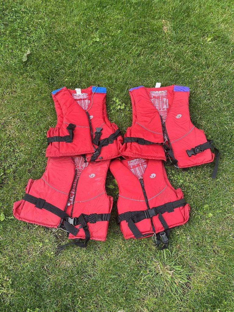 zwemvest Tribord 4x, Watersport en Boten, Watersportkleding, Ophalen, Tribord, Zo goed als nieuw, Dame of Heer