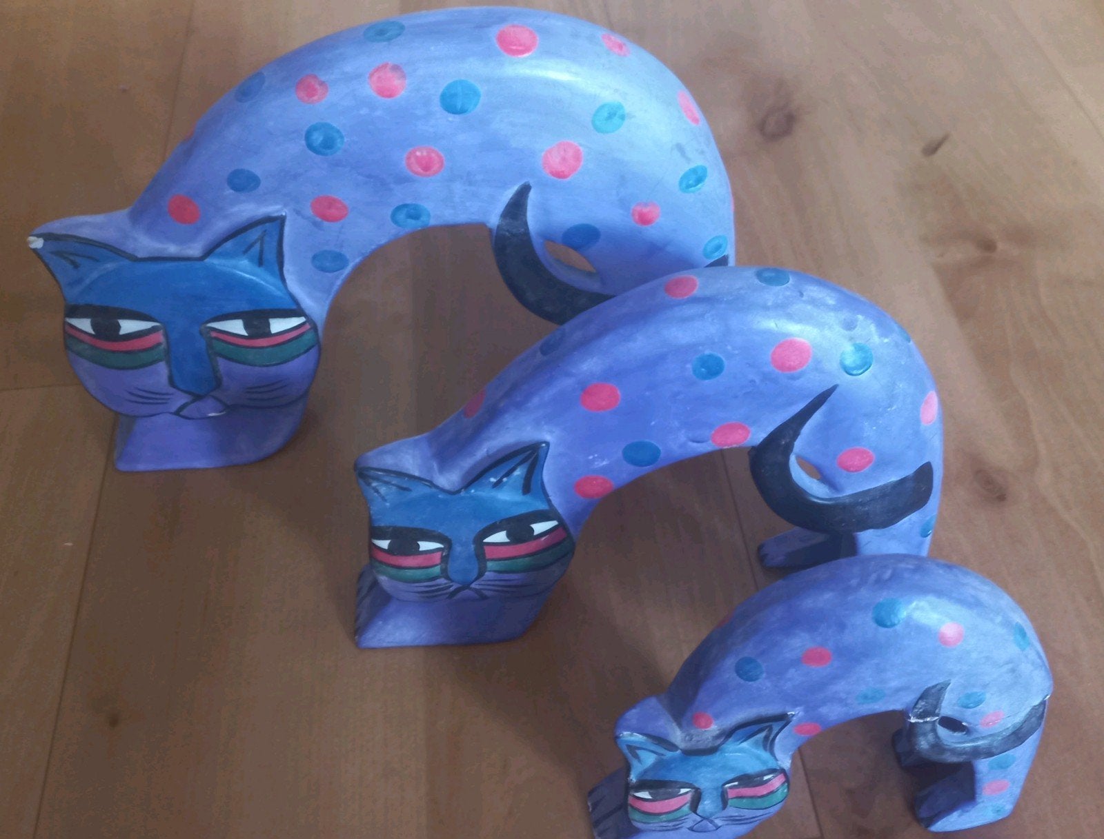Set van 3 houten kattenbeeldjes (Stijl Rosina Wachtmeister), Ophalen of Verzenden, Gebruikt, Dier