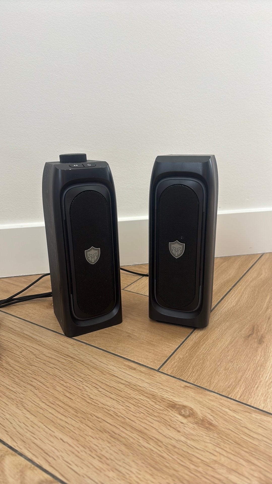 Muziek boxjes of soundbar, Computers en Software, Ophalen of Verzenden, Zo goed als nieuw