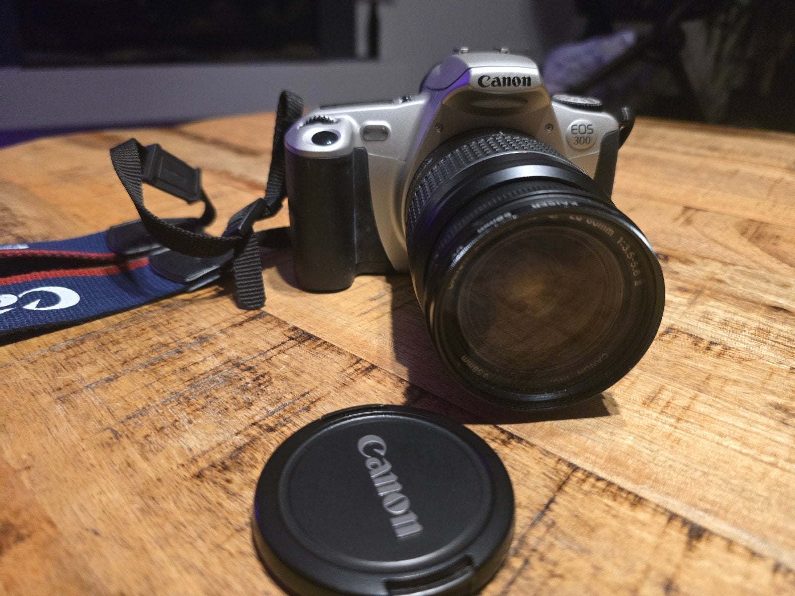 Canon EOS 300 Spiegelreflexcamera met lens en tas, Ophalen of Verzenden, Zo goed als nieuw, Spiegelreflex, Canon