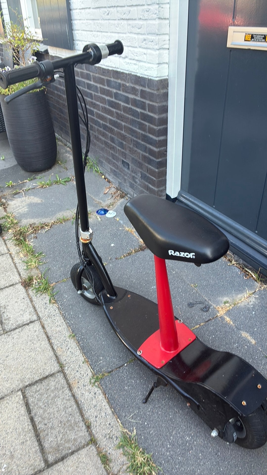 Razor e300s 4 jaar oud accus en motor moet vervangen worden, Ophalen, Gebruikt, Elektrische step (E-scooter)