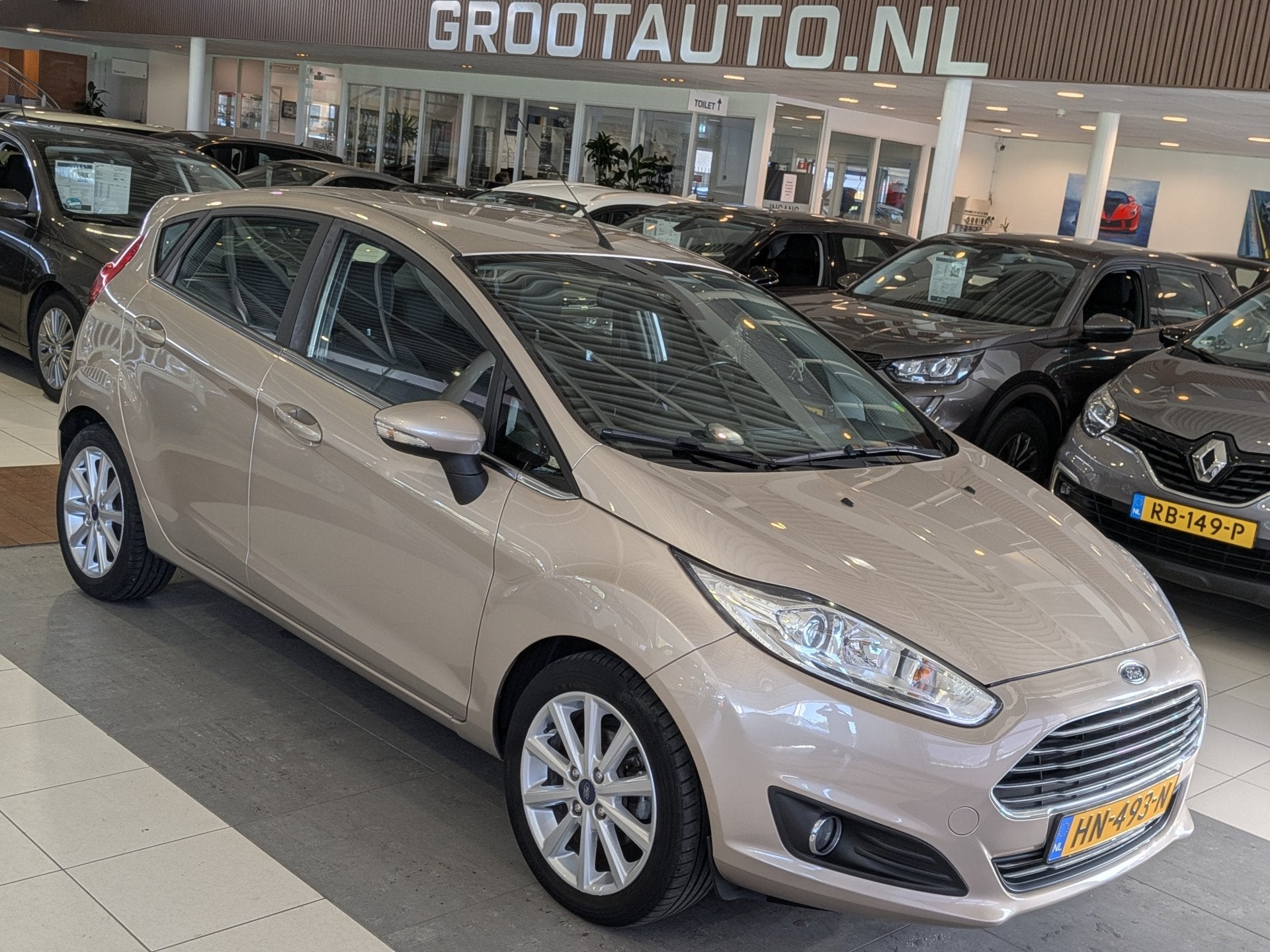 Ford Fiesta 1.0 EcoBoost Titanium Airco, Cruise Control, Stu, Voorwielaandrijving, Euro 6, Bruin, 23 km/l