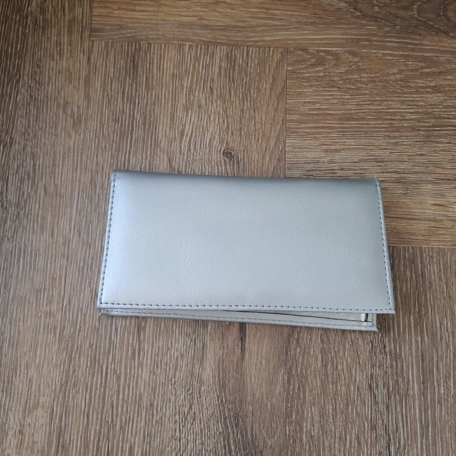 Nieuw zilverkleurige portomeonee, Sieraden, Tassen en Uiterlijk, Portemonnees, Ophalen, Nieuw, Overige kleuren