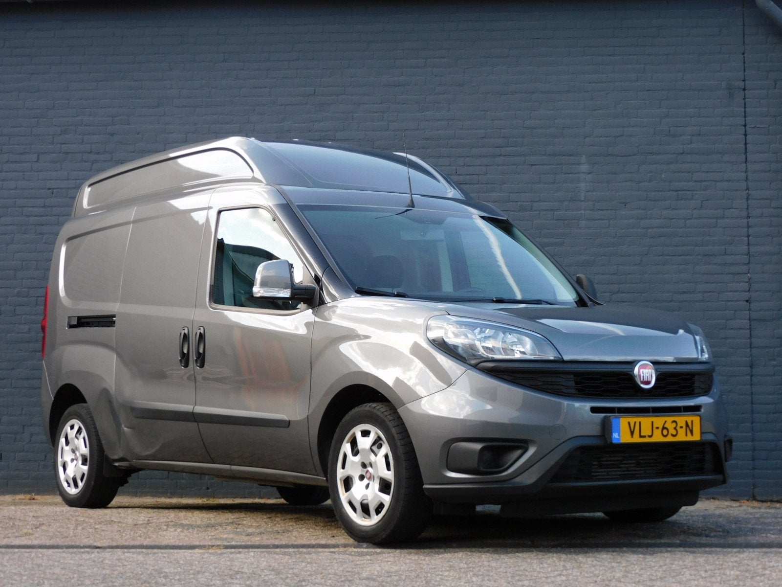 Fiat Doblò Cargo 1.6 MJ L2H2 XL SX 2e EIGENAAR! NAVI! BLUET, Auto's, Voorwielaandrijving, Stof, Gebruikt, 4 cilinders