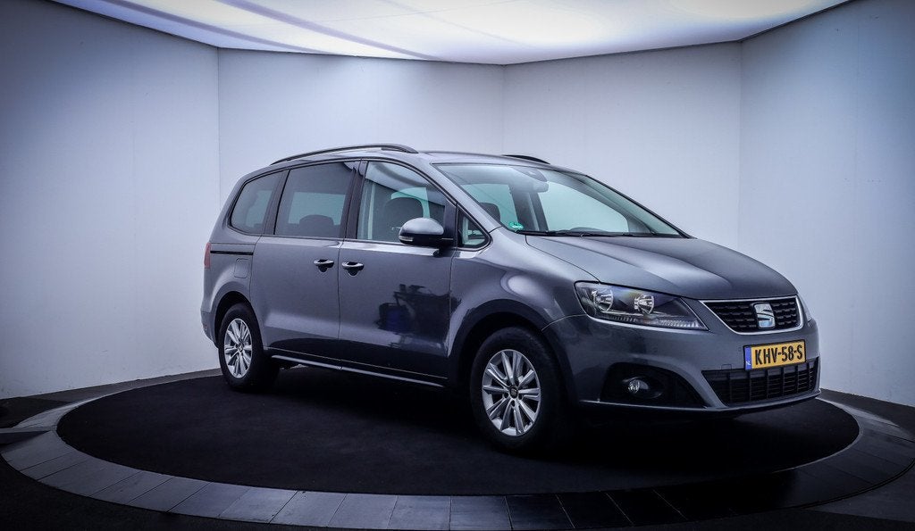 SEAT Alhambra 1.4 TSI 150Pk 7p STYLE NAVI | CAMERA | STOELVE, Gebruikt, Zwart, 4 cilinders, 150 pk