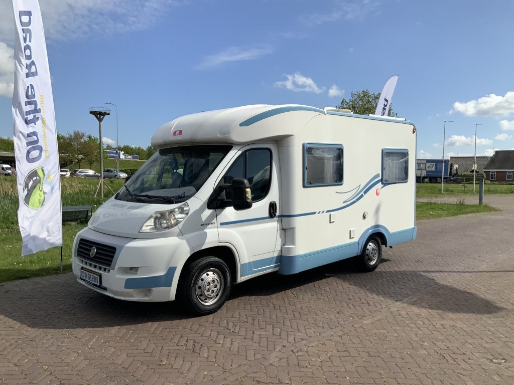 Adria Compact 2.3 MultiJ. 130 PK , Half-integraal , Frans-be, Caravans en Kamperen, Campers, Fiat, Overige brandstoffen, Tot en met 2