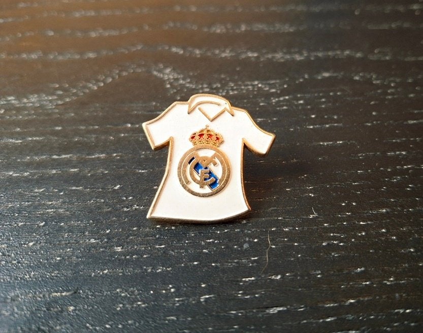 Pin Real Madrid, Ophalen, Gebruikt, Buitenlandse clubs, Vaantje of Sjaal