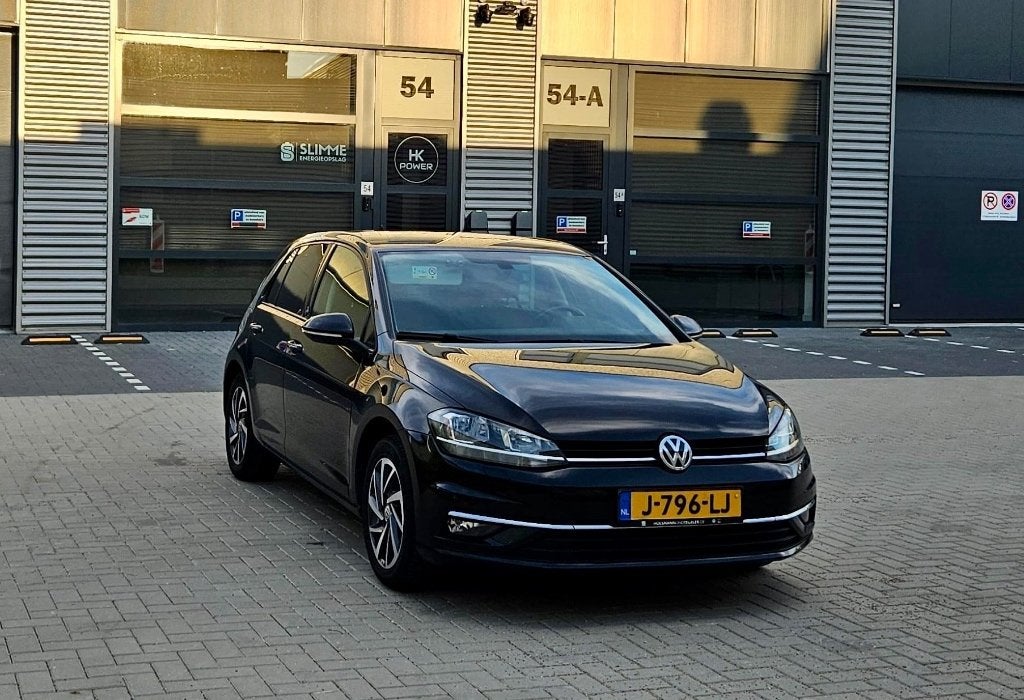 Volkswagen Golf 7.5 1.6 TDI 116 PK | ACC | NAVI | DASHCAM, Voorwielaandrijving, Stof, 4 cilinders, Zwart