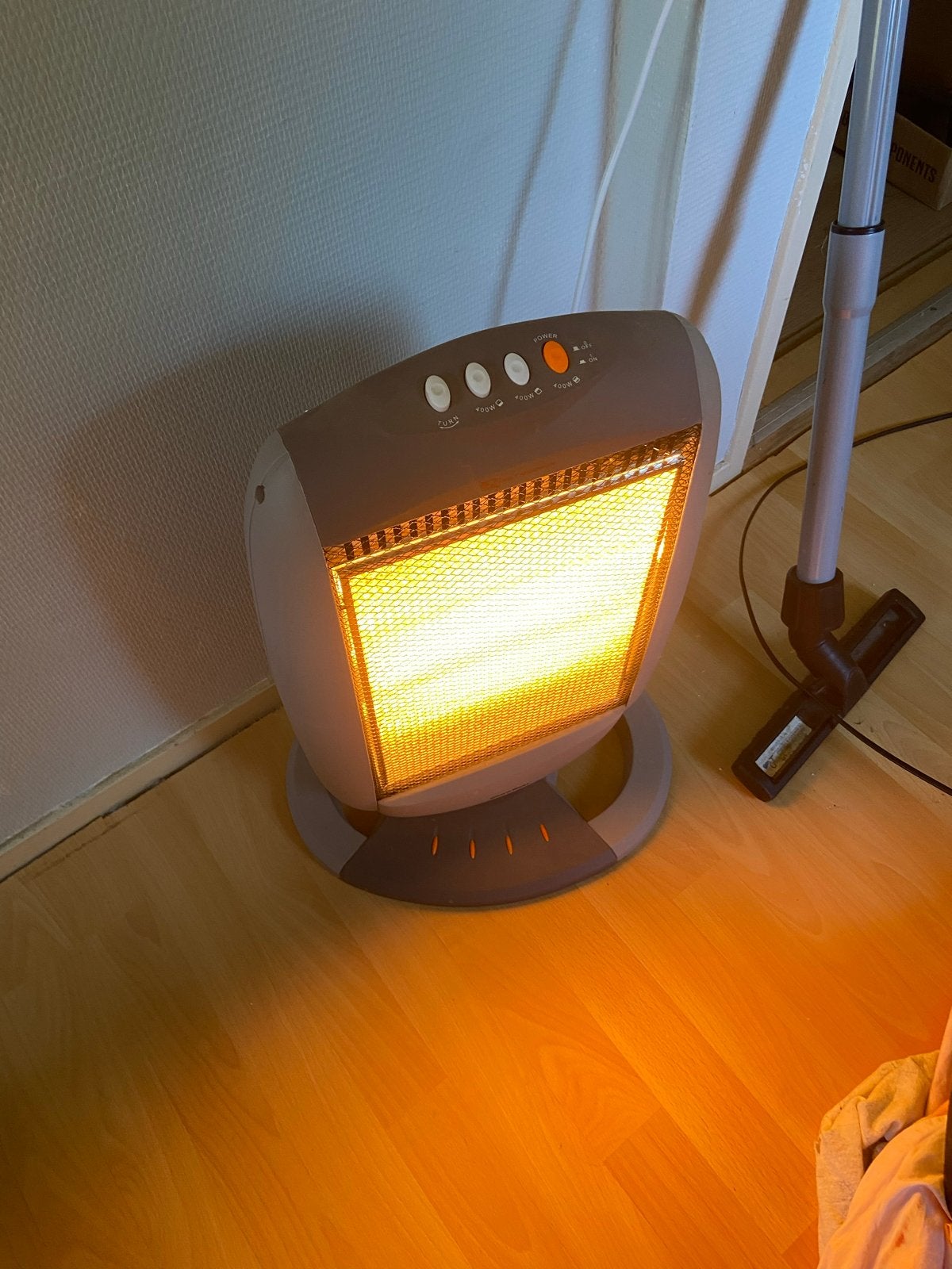 Sun Heat Halogeen Straalkachel 1200W. Doe een bod!, Doe-het-zelf en Verbouw, Ophalen, 30 tot 80 cm, Gebruikt, Kachel