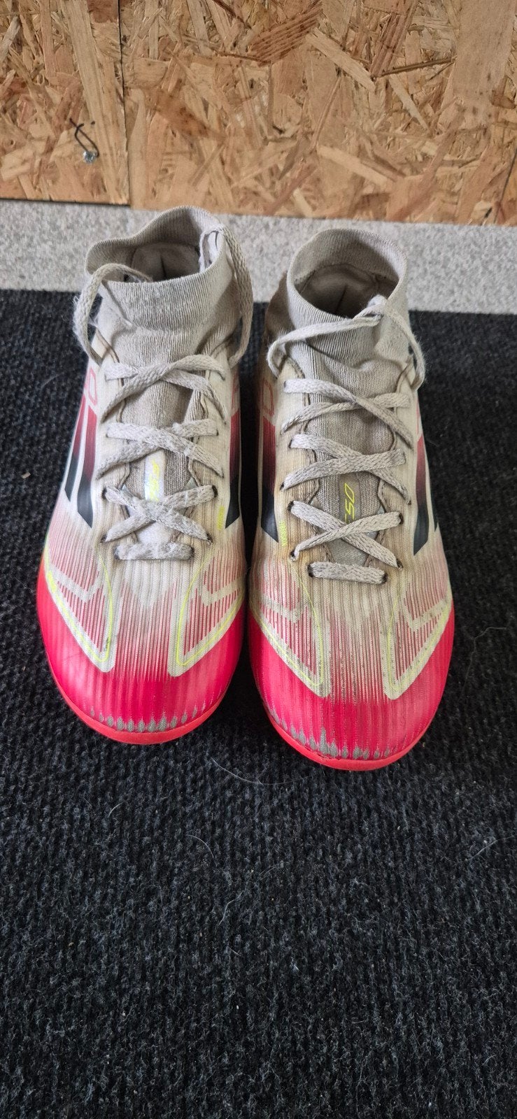 Adidas X Speedflow voetbalschoenen - Maat 37 1/3, Ophalen of Verzenden, Gebruikt, Schoenen