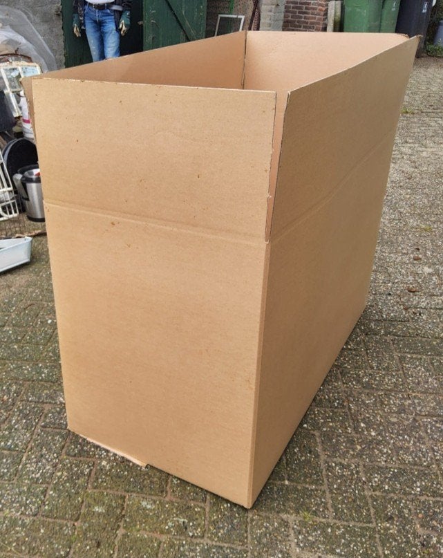 35 dozen, Doe-het-zelf en Verbouw, Kratten en Dozen, Ophalen, Doos, Minder dan 50 cm, Minder dan 40 cm