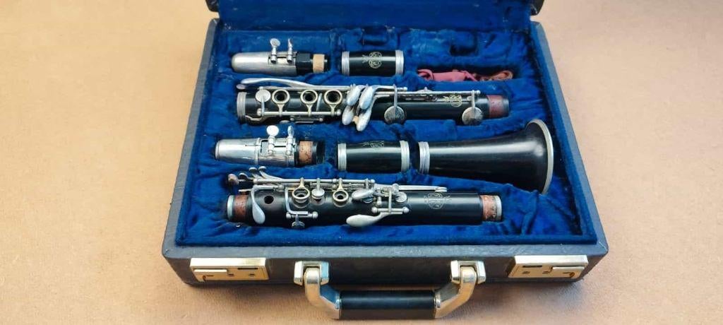 AMATI ACL601 Bb Clarinet Boehm System, Muziek en Instrumenten, Blaasinstrumenten | Klarinetten, Bes-klarinet, Ophalen of Verzenden