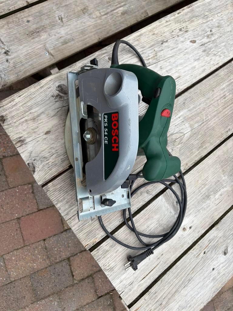 Bosch cirkelzaag, Ophalen, Zo goed als nieuw, 600 tot 1200 watt, Cirkelzaag