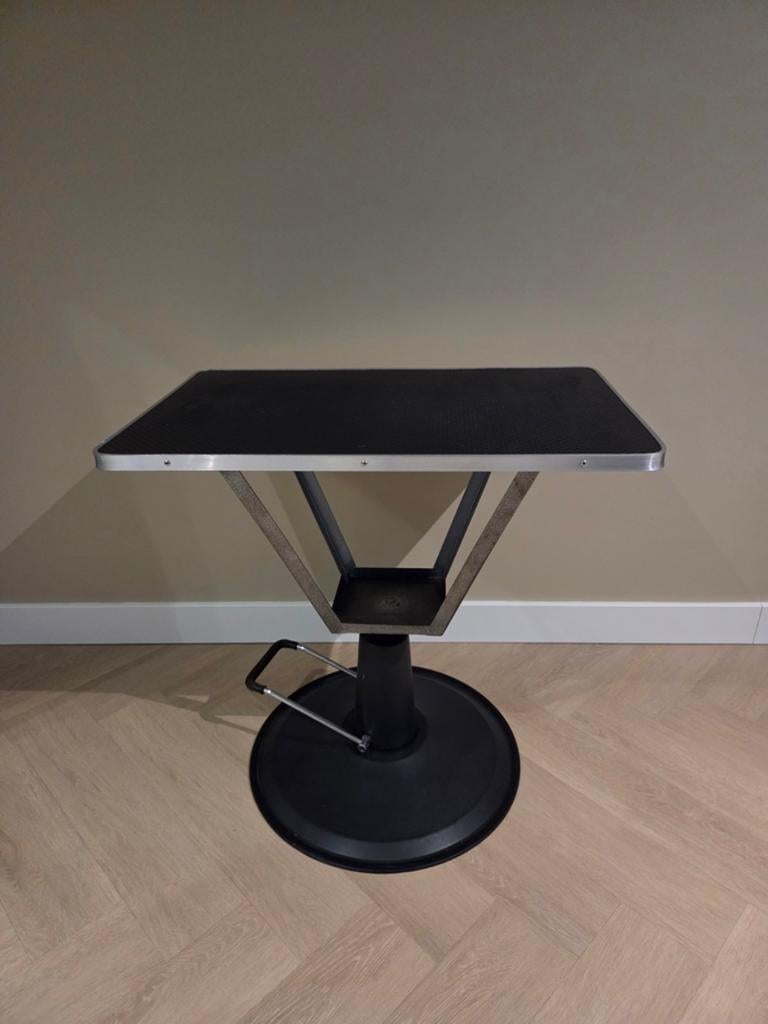 Hydraulische trimtafel voor honden en katten, Ophalen