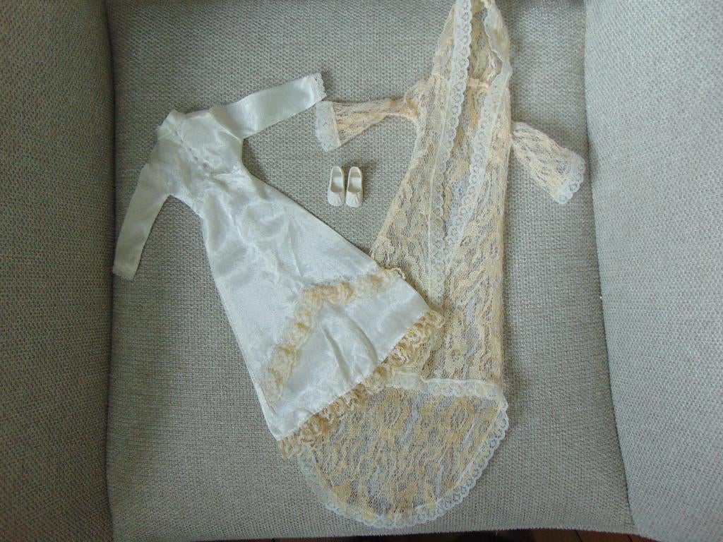 Verschillende soorten Sindy kleding, Verzamelen, Poppen, Ophalen of Verzenden, Gebruikt, Kleertjes