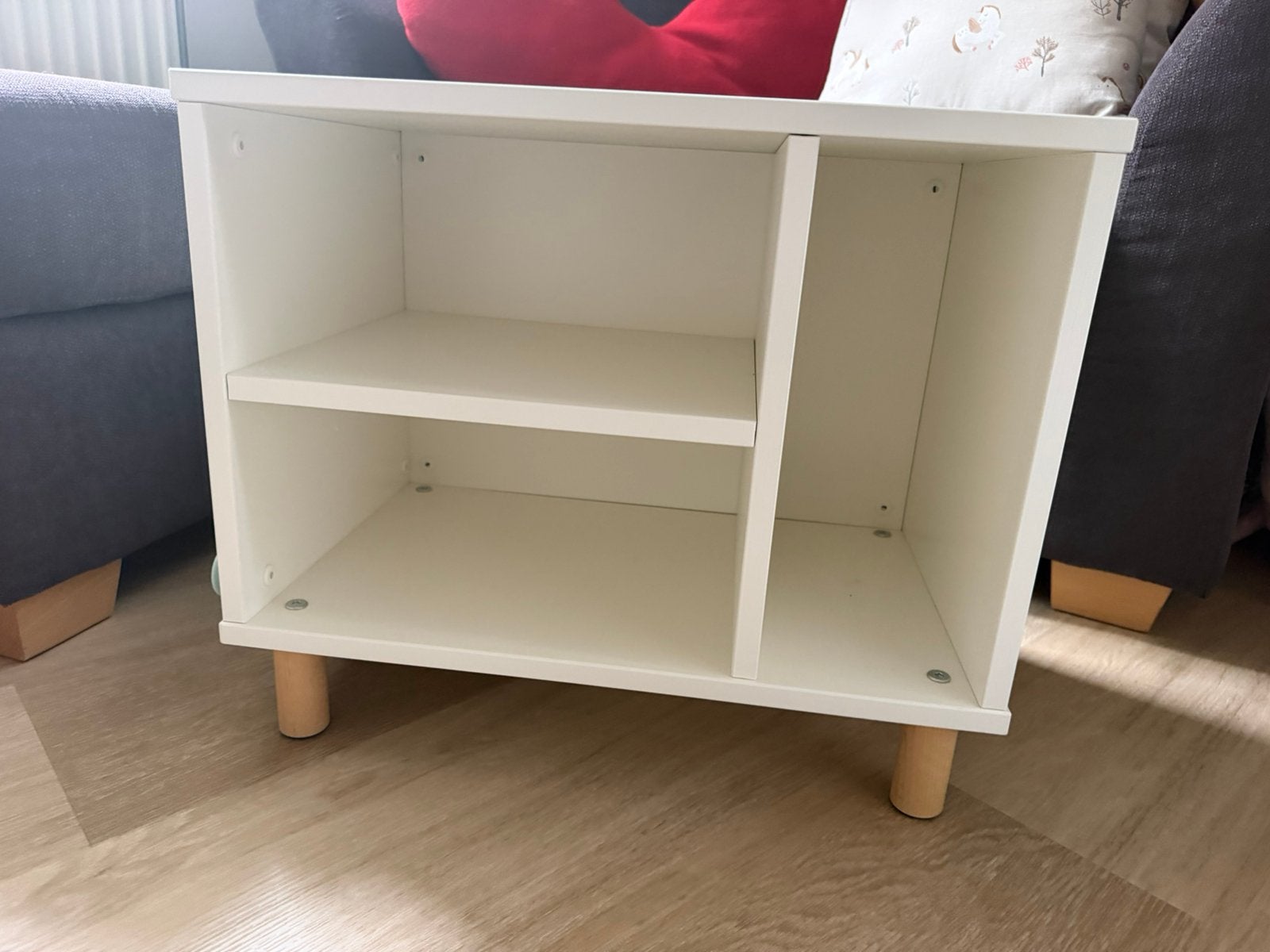 Ikea nachtkastje smussla, Ophalen, Minder dan 45 cm, Zo goed als nieuw, Minder dan 55 cm