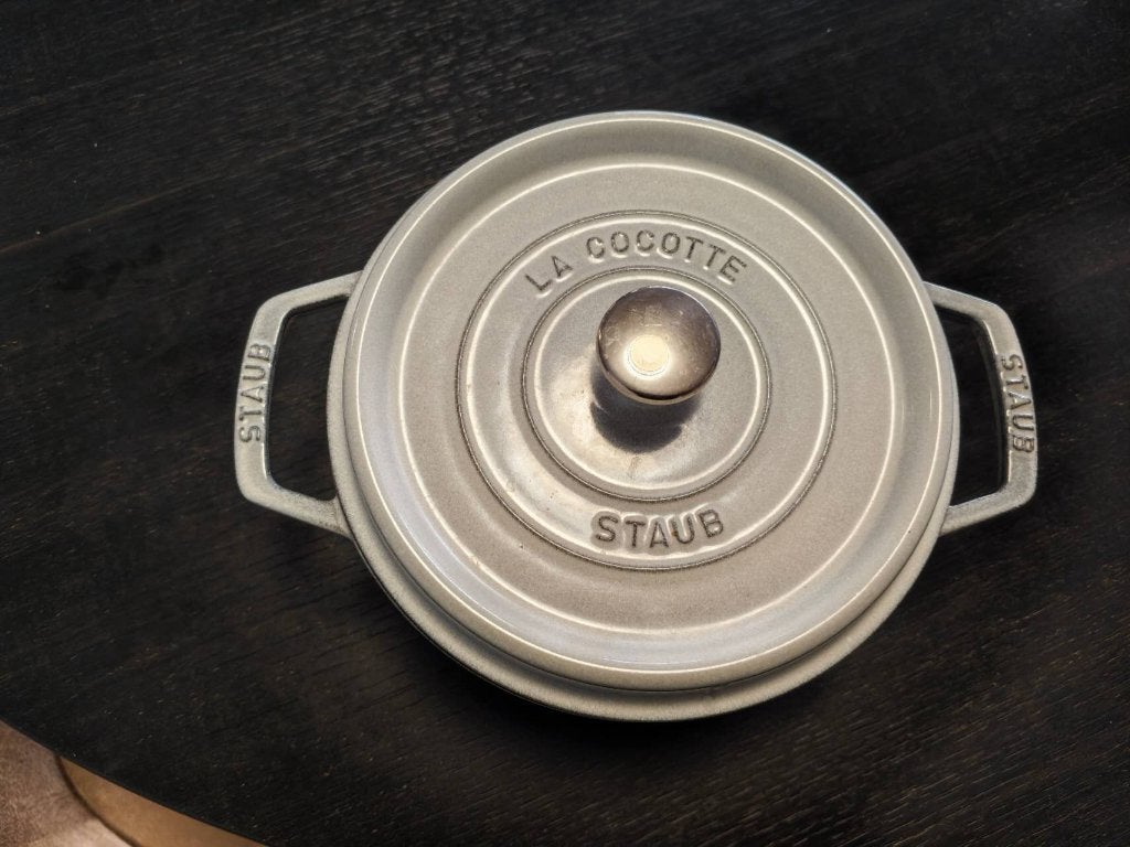 Staub La Cocotte 22 cm / 2,5 l, Rond, White truffle, Ophalen of Verzenden, Overige materialen