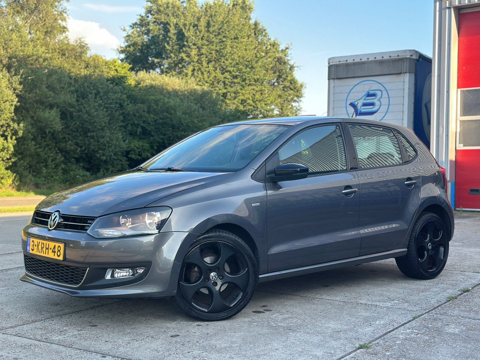 Volkswagen Polo 1.2 comfortline 2012 Match 5-drs Nieuw APK, Voorwielaandrijving, 967 kg, 40 €/maand, Zwart