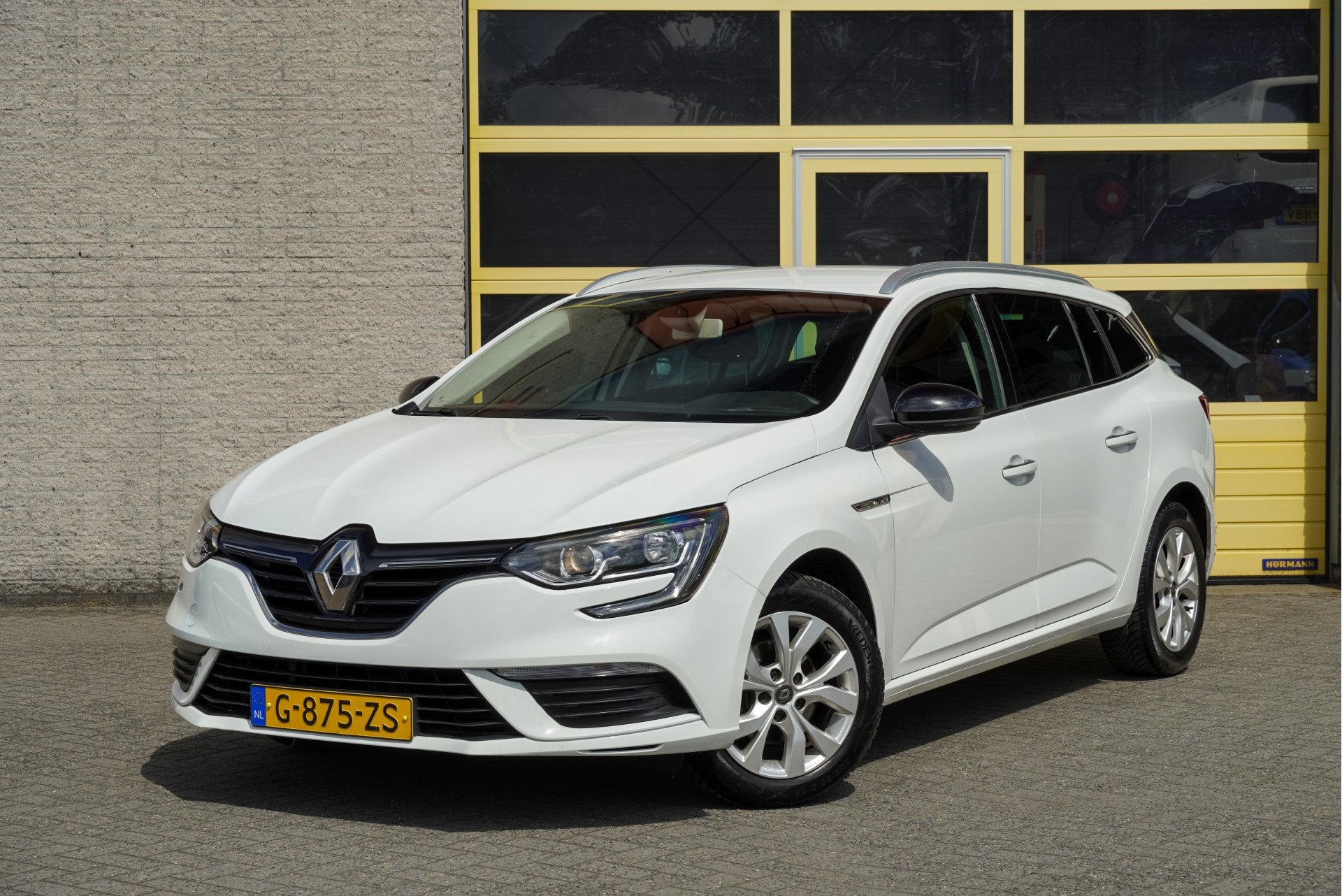 Renault Mégane Estate 1.3 TCe Limited BJ2020 Lmv 16" | Led, Voorwielaandrijving, Stof, Gebruikt, 4 cilinders