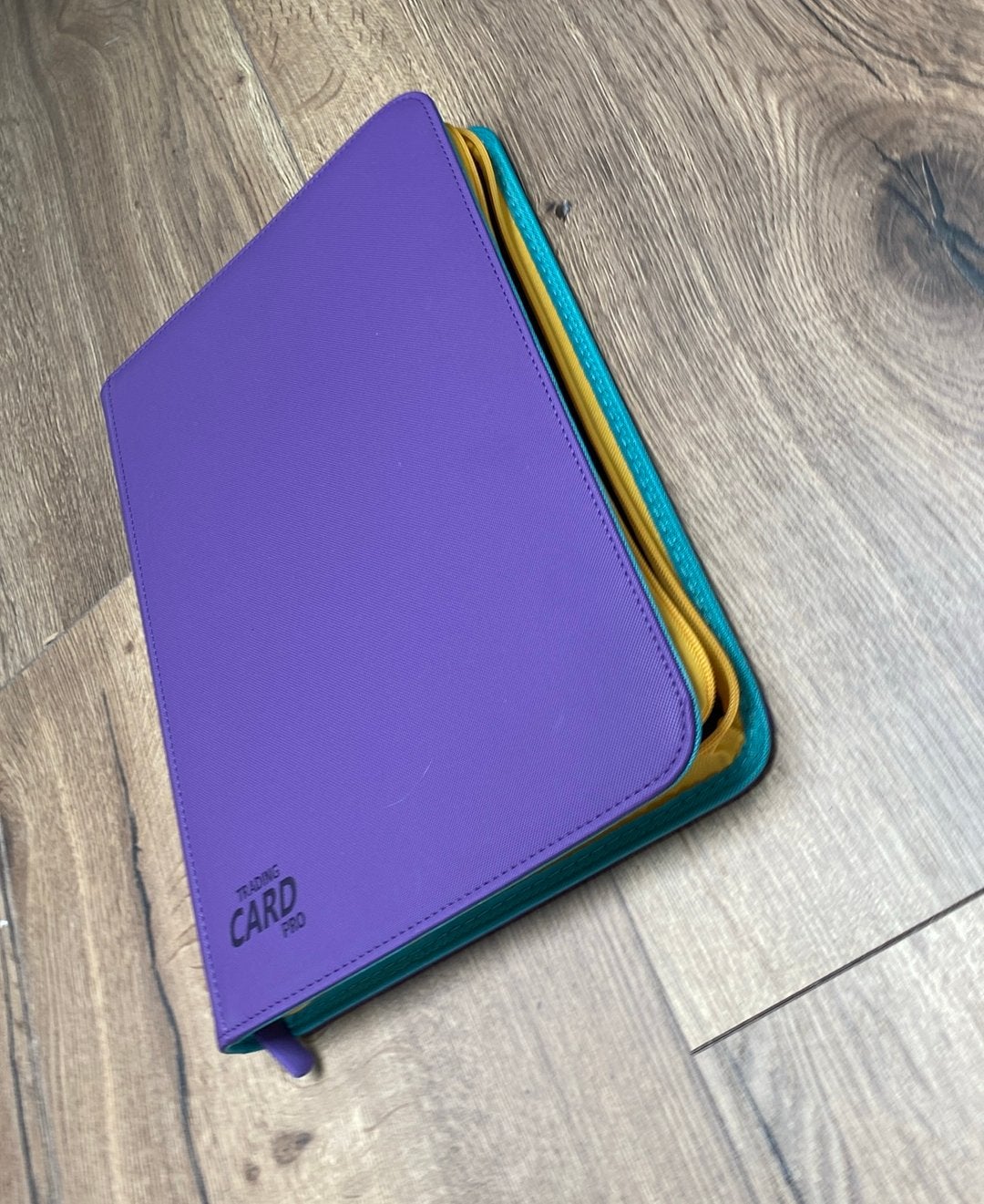 Pokémon 9 pocket binder verzamelmap, Ophalen, Zo goed als nieuw