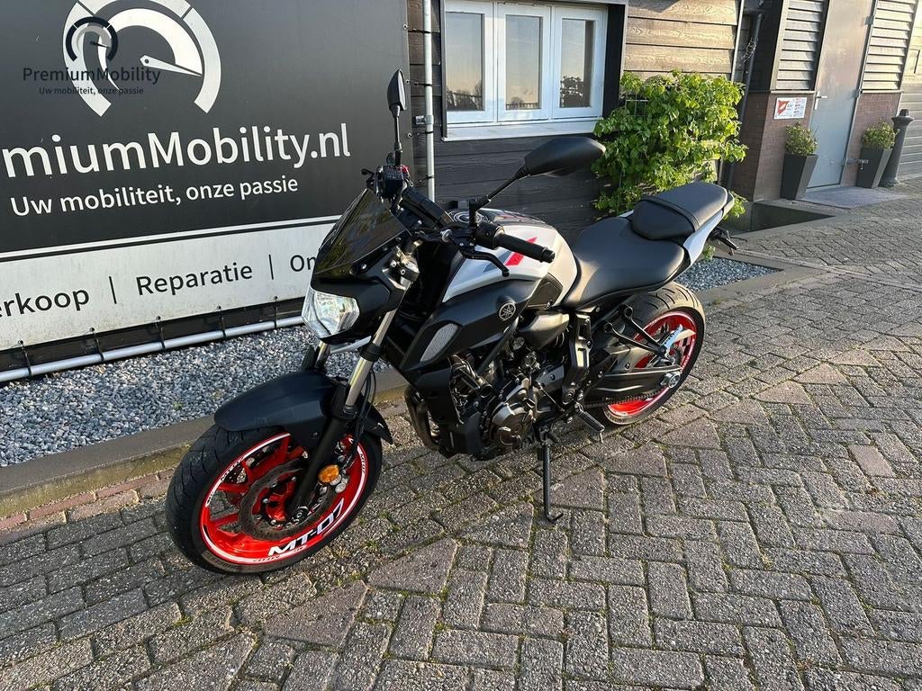 YAMAHA MT07 ABS (BJ 2020 / 9606 KM), Motoren, Motoren | Yamaha, 2 cilinders, Motorrijbewijs A, Bedrijf, Onbekend