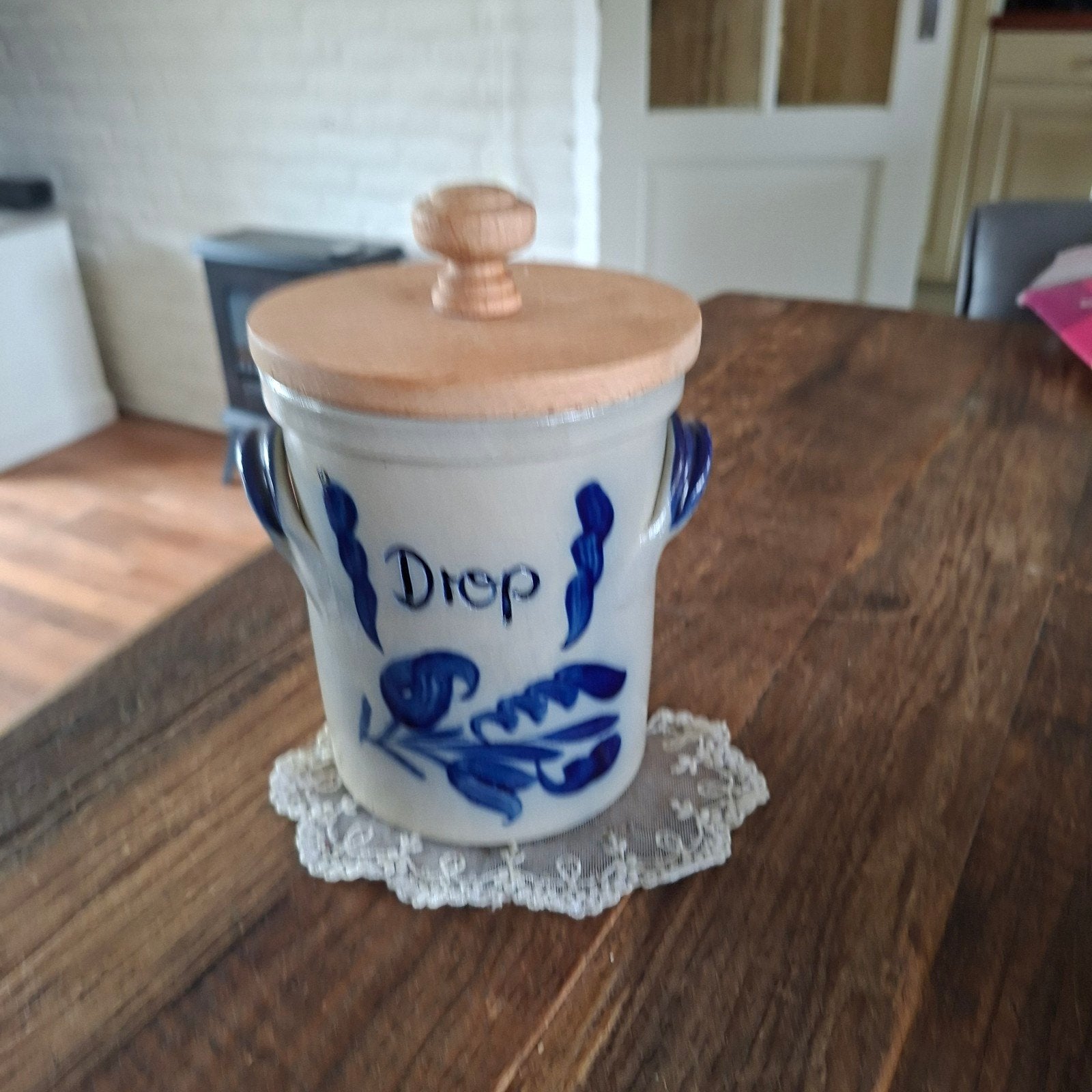 Keulse Pot  met Tekst Drop erop 14x12 cm groot, Antiek en Kunst, Ophalen of Verzenden