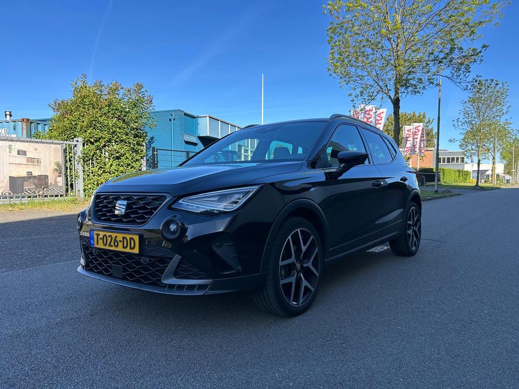 Seat Arona 1.5 TSI EVO FR 150pk Dsg-7 2021 Zwart, Auto's, 1498 cc, 4 cilinders, Alcantara, 1200 kg