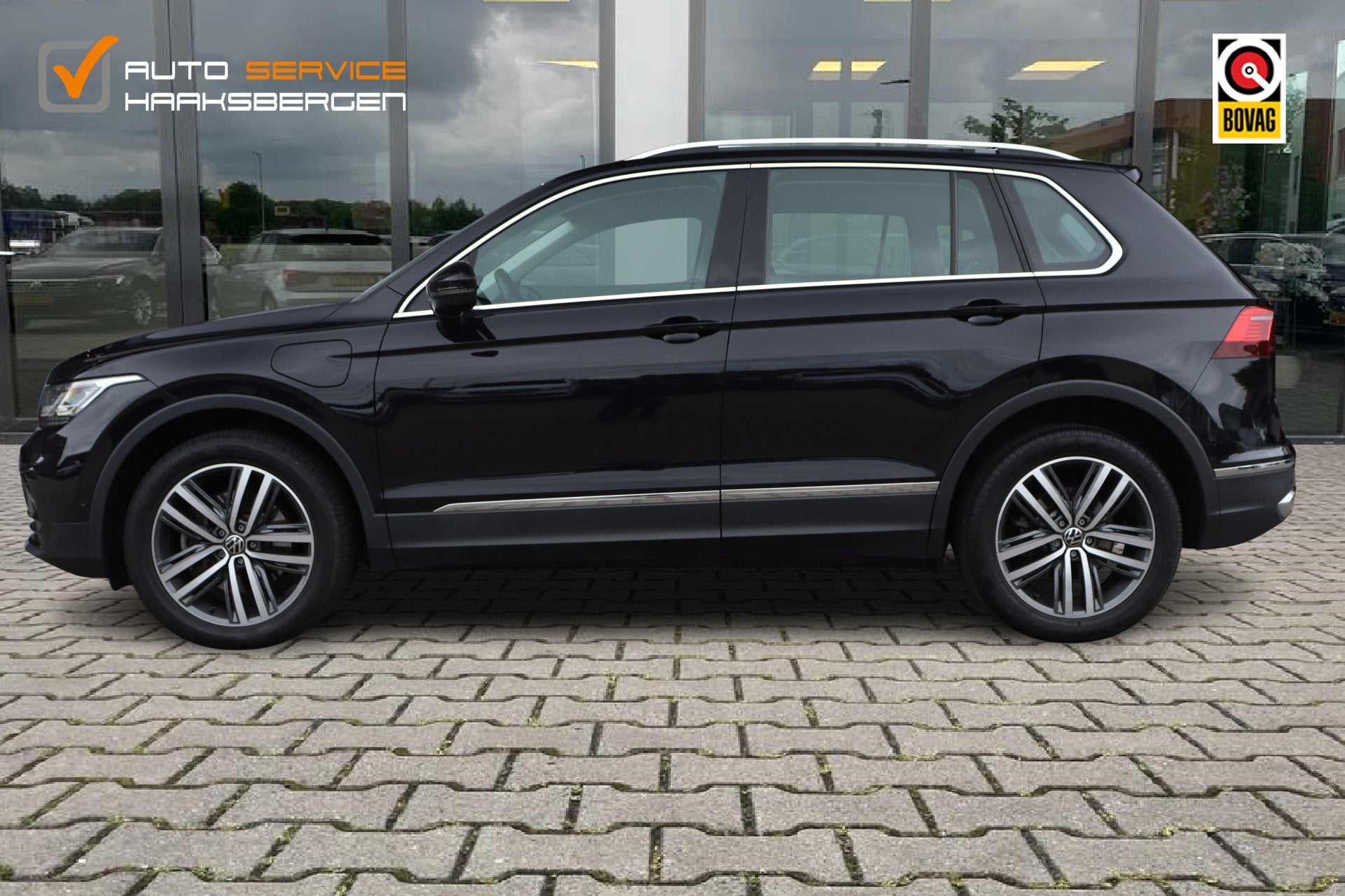 Volkswagen Tiguan 1.4 TSI eHybrid Active | Leder | Memory |, Auto's, Zwart, Hybride Elektrisch/Benzine, SUV of Terreinwagen, Te koop