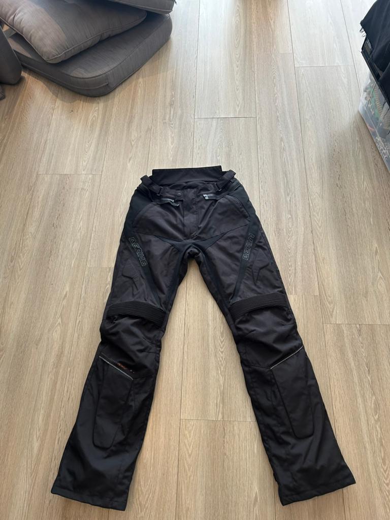 Morer broek zo goed als nieuw bering maat l, Motoren, Kleding | Motorkleding, Ophalen, Tweedehands, Broek | textiel