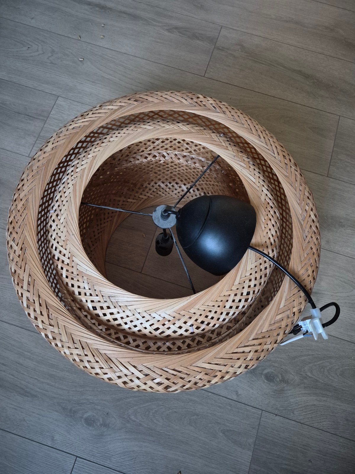 Ikea sinnerlig hanglamp, Ophalen