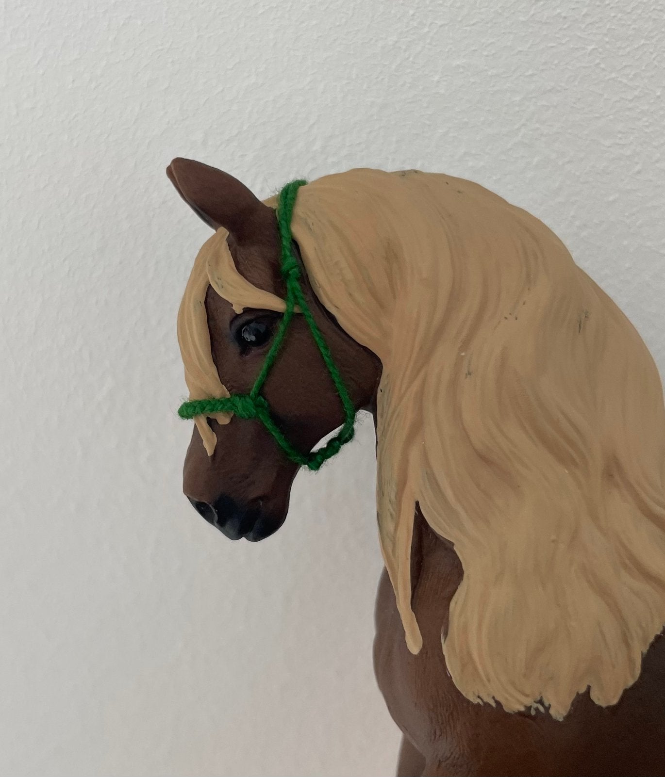 Touwehalster schleich lux gevlochten, Verzenden, Zo goed als nieuw, Paard, Beeldje of Figuurtje